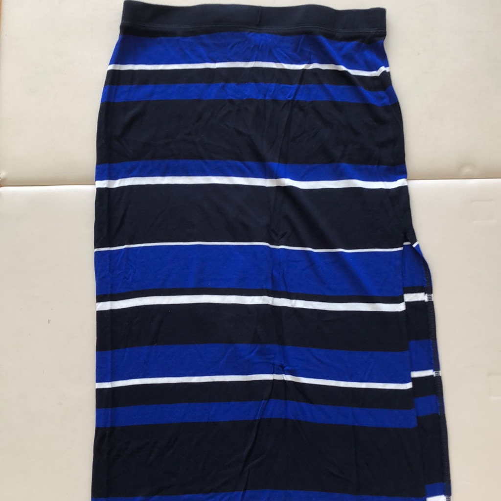 Club Monaco Maxi Skirt!